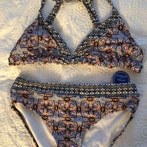 Women’s bathing suit